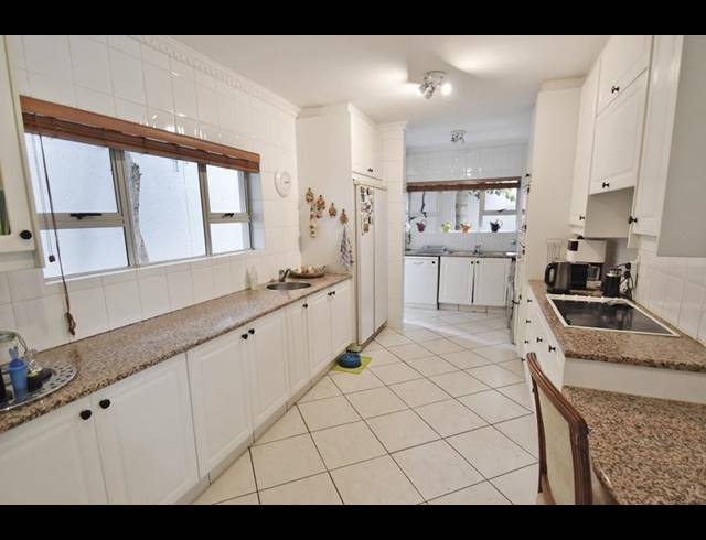 4 BEDROOM HOUSE FOR SALE IN SANDOWN